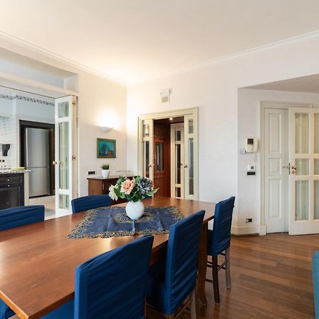 B&B Frida Suite Home Trani Bagian luar foto