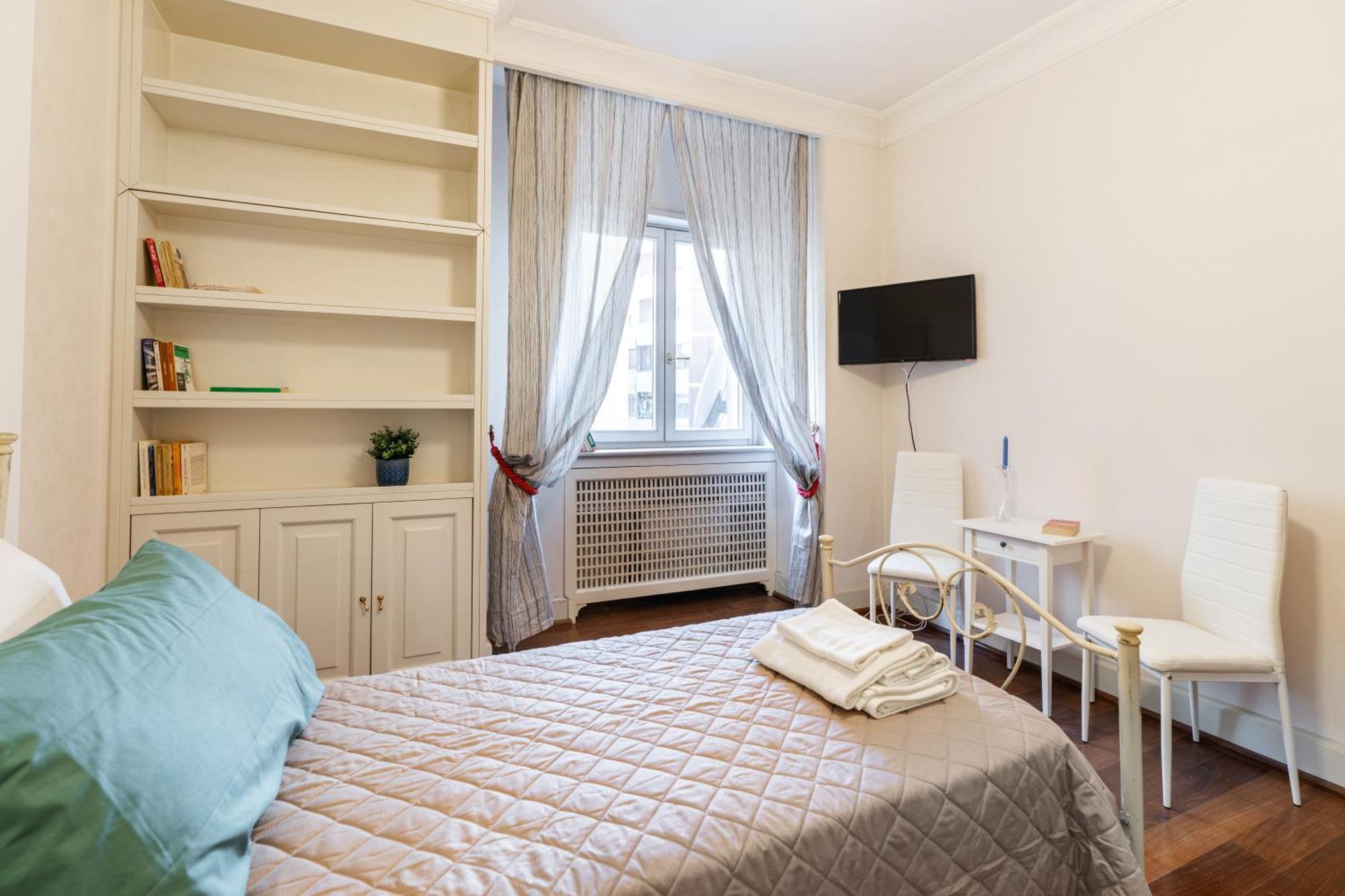 B&B Frida Suite Home Trani Bagian luar foto